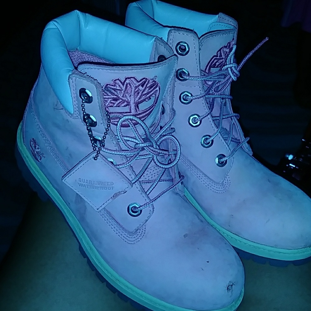 These are light pink tims